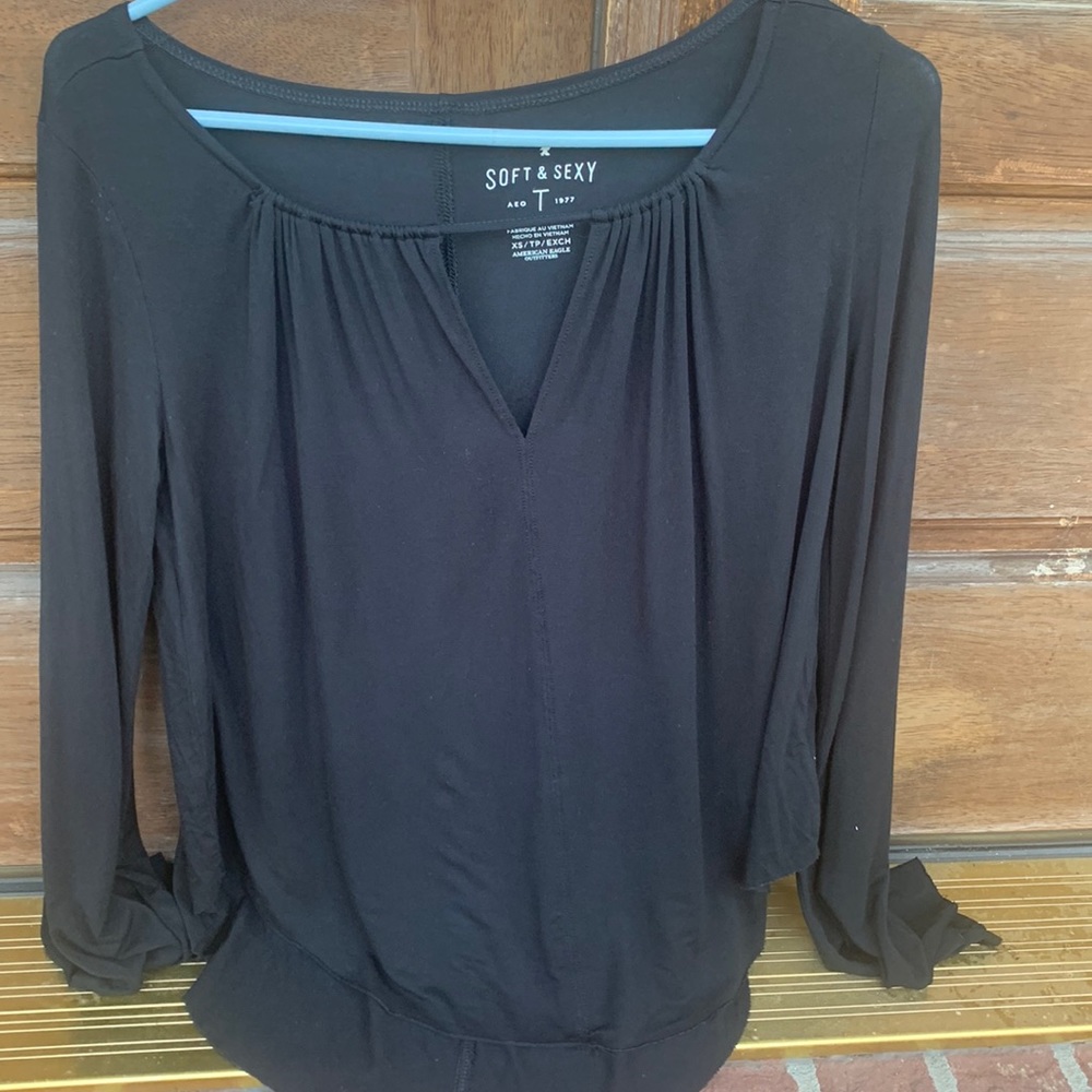 American Eagle Soft & Sexy Long Sleeve Blouse